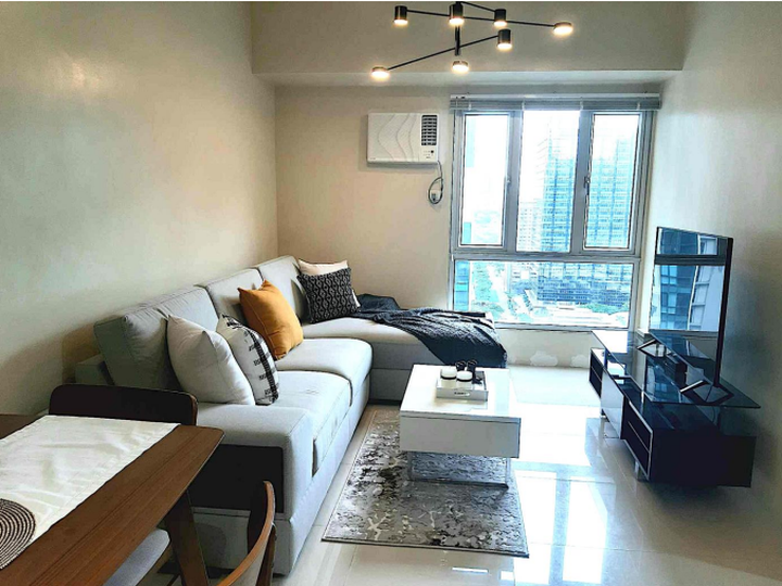 2 BR 2 Bedroom Condo for Sale in THE MONTANE, BGC, Taguig City
