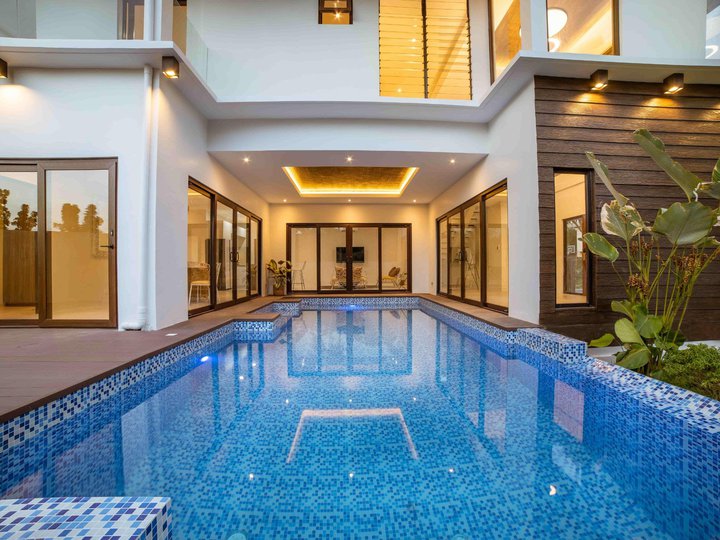 House and Lot 5 Bedroom with Swimming Pool in Mactan Cebu [House and