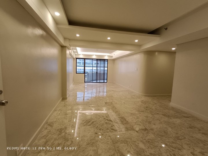 3BR CONDO Unit for SALE at PARK REGENT in BEL-AIR MAKATI
