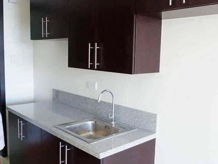 1 BR Condo For Sale Pioneer Woodland Mandaluyong Connected in Boni Mrt
