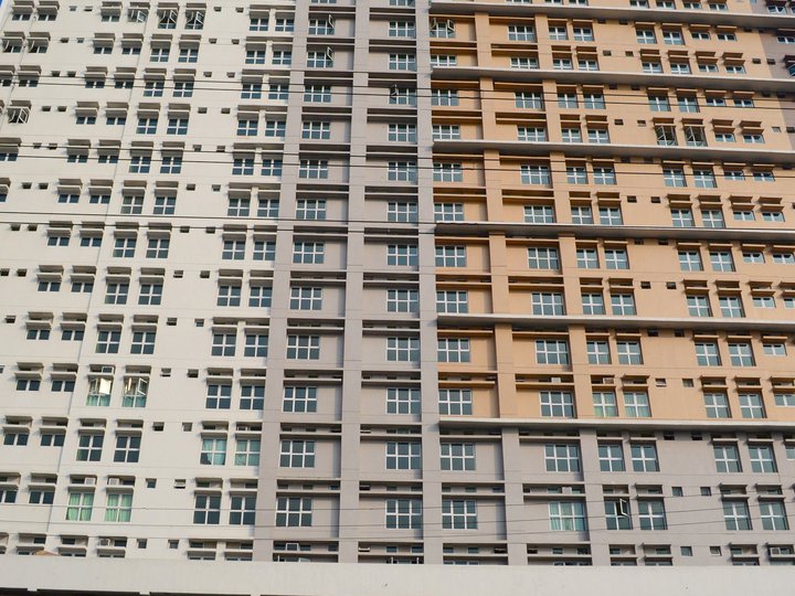 Rent to Own 2BR Condo in Pioneer Woodlands RFO Near MRT