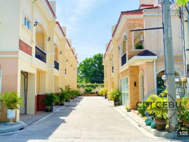 For Rent Beautiful Three Bedrooms Townhouse in San Fermin