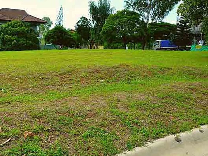 188 sqm Premium Property Lot Available Now in Crescela Nuvali - Accesible via CALAX & SLEX