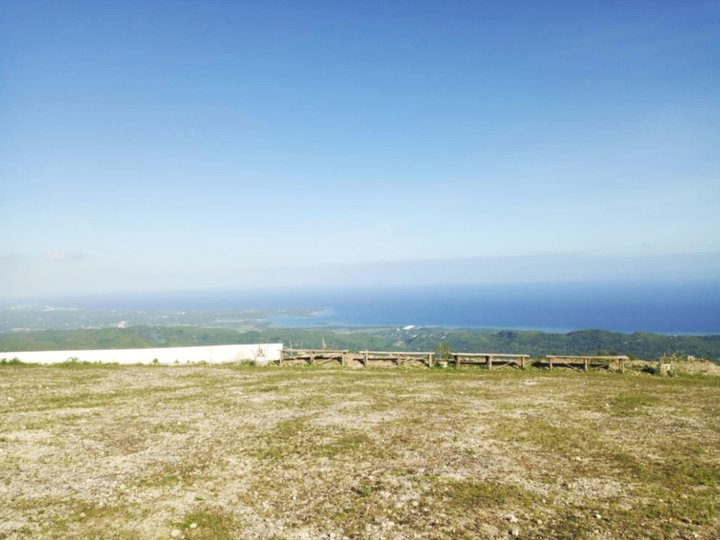 Three Hectares Overlooking Lot in Ocean & Mountains