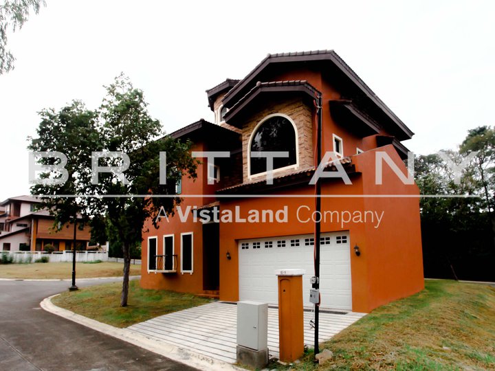 4brs Raphael RFO house and lot for sale in Portofino Vista Alabang