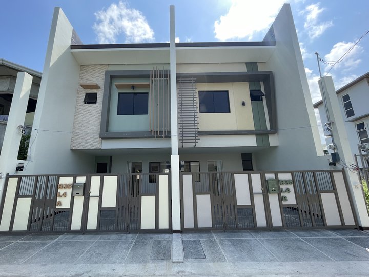 3-bedroom Duplex / Twin House For Sale in Bacoor Cavite
