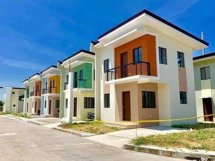 Ready For Occupancy 3-bedroom Single Attached in Kawit Cavite