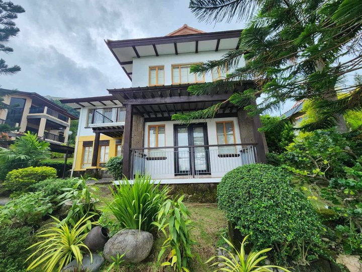 3-bedroom Single Detached House For Sale in Tagaytay Midland