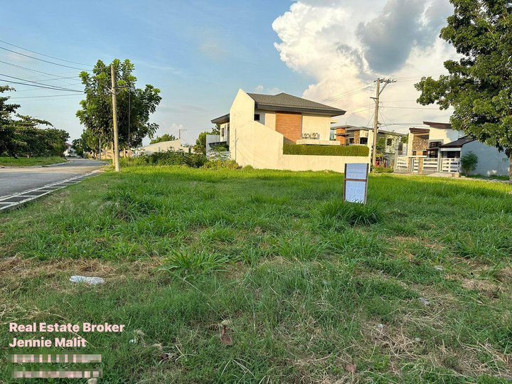 188 sqm Residential Lot For Sale in Clark Manor Subd.