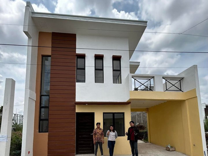 3-bedroom Single Attached House For Sale in Tanza Cavite