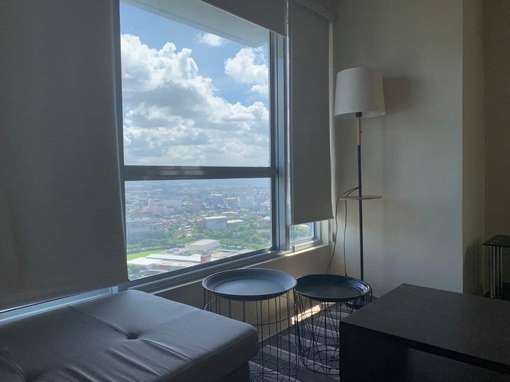 FOR SALE: Loft Penthouse Unit with Parking at Avida 34th Tower 2, BGC