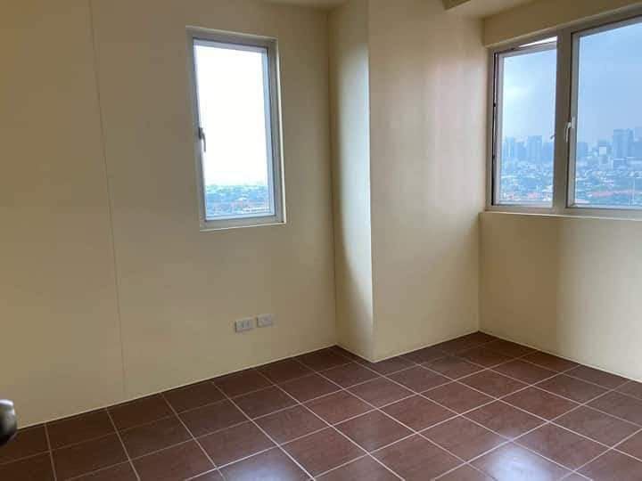 Ready For Occupancy Discounted 42.00 sqm 2-bedroom Residential Condo Rent-to-own in Pasig