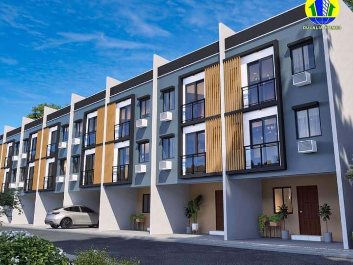 Discounted 4-bedroom Townhouse For Sale in Valenzuela Metro Manila