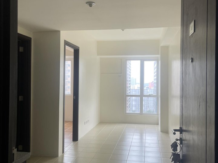 Ready For Occupancy Discounted 30.26 sqm 1-bedroom Residential Condo Rent-to-own in Mandaluyong