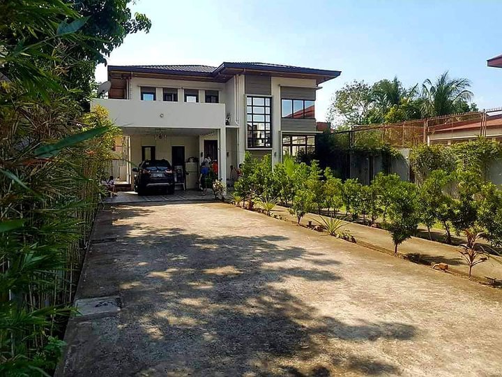 7 bedrooms Single Attached House for Sale in Las Pinas Metro Manila