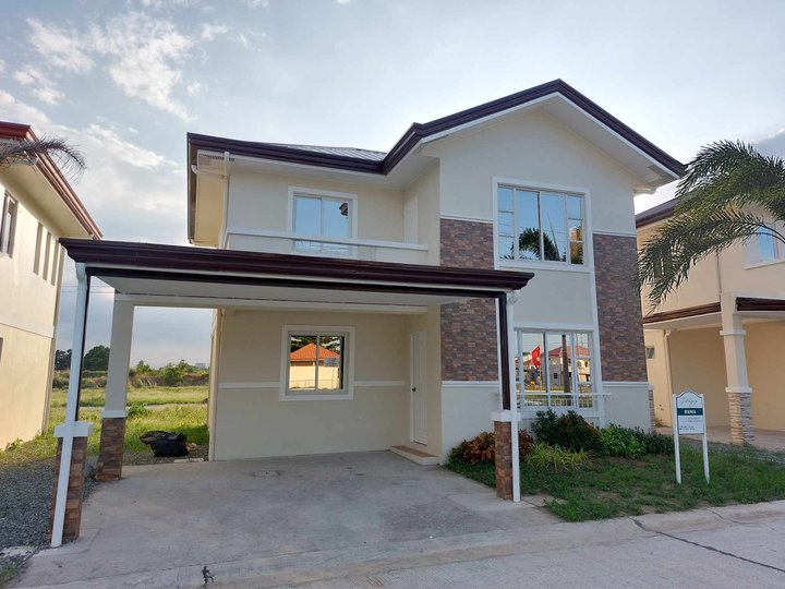 4-bedroom Single Detached House For Sale in Angeles Pampanga