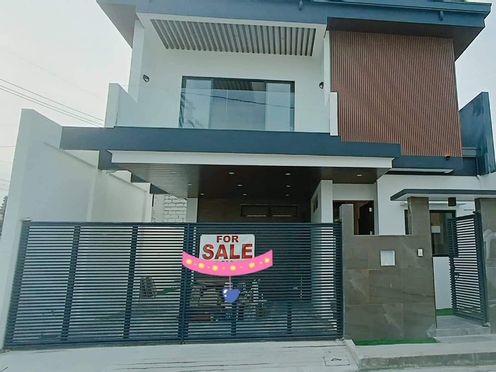 5 Bedroom Single Detached House and Lot For Sale in Cainta Rizal