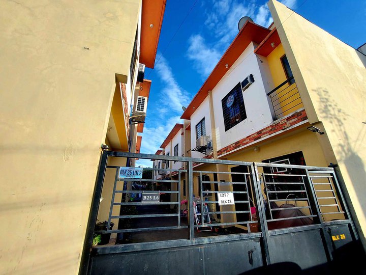 Townhouse 2 Bedroom Unit in Paranaque