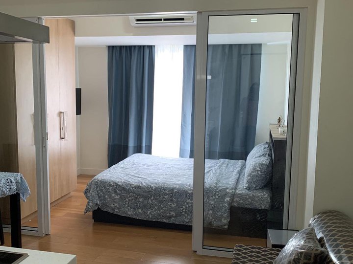 28sqm 1 BR fully furnished condo unit in Acqua Residences Mandaluyong