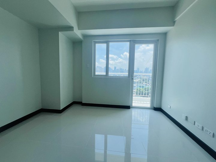 Ready for occupancy 2 Bedroom Condo in Pasay near LRT/MRT Station near Adventist, Arellano etc