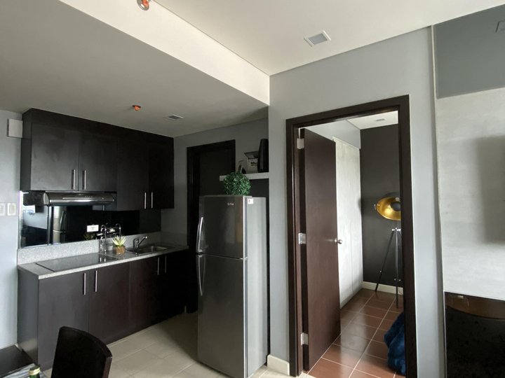 Ready For Occupancy Discounted 42.00 sqm 2-bedroom Residential Condo Rent-to-own in Pasig