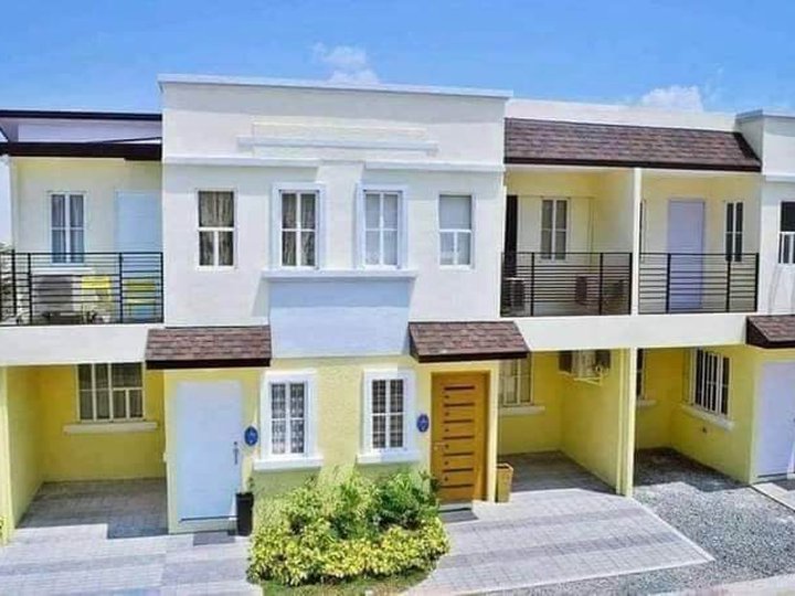 3-Bedroom 2 CR Townhouse with Balcony For Sale in General Trias Cavite