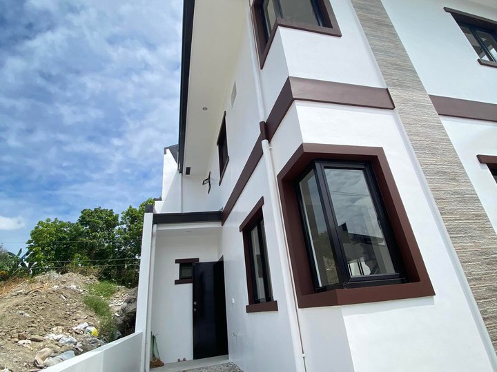 3-bedroom Single Detached House For Sale in Lipa Batangas