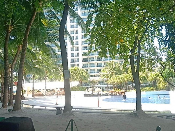 2BR FULLY FURNISHED BEACH FRONT AZURE PARANAQUE