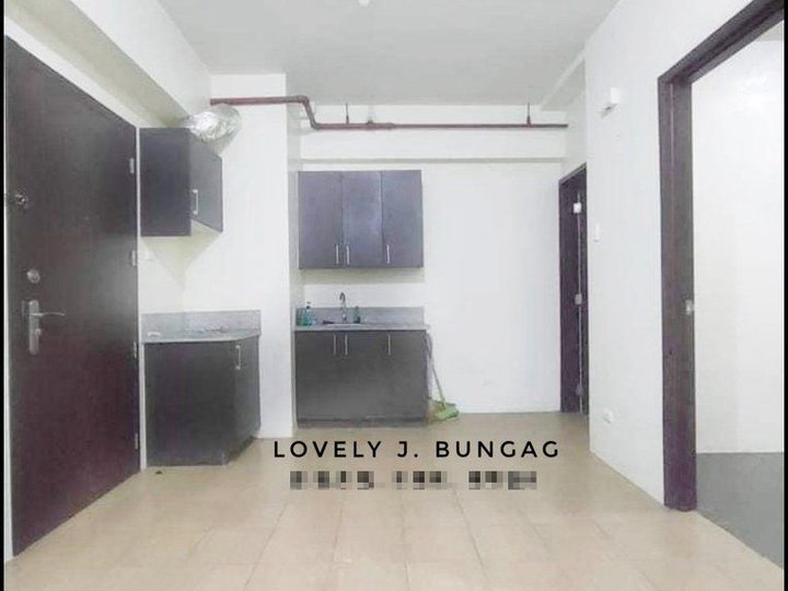 40sqm 2BR Unit RUSH FOR SALE 25K/MONTH!