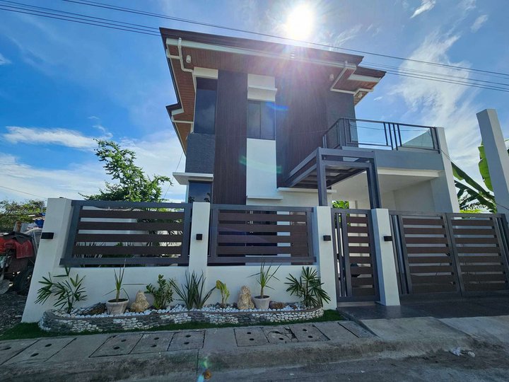 BRAND NEW RFO: 4-bedrooms House & Lot w/ Balcony for Sale in Marigondon, Lapu-Lapu