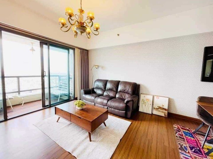 2 Bedroom Unit for Sale in Shang Salcedo Place, Makati City