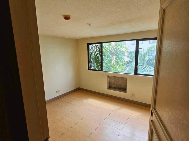 Ready for Occupancy 1 Bedroom Condo in Pasig - 15K Monthly - LOFT TYPE UNIT PET FRIENDLY!