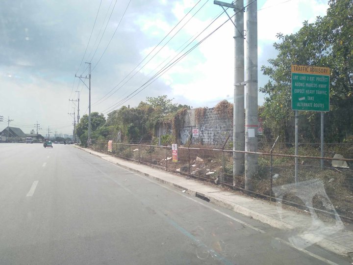 COMMERCIAL  LOT along Marcos Highway Antipolo near SM Masinag