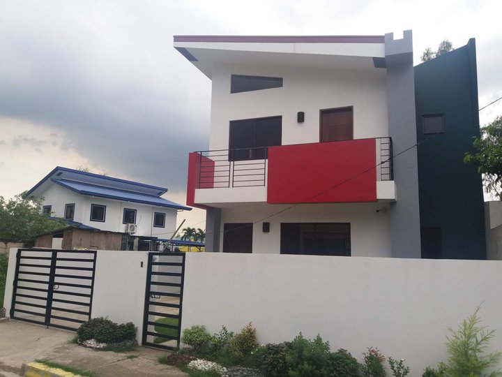 3-bedroom RFO Single Attached House For Sale in Dasmarinas Cavite