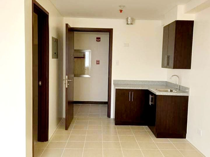 48.00 sqm 2-bedroom Condo For Sale in Manila Metro Manila