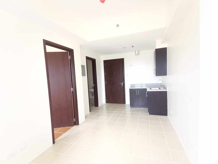 CONDO IN STAESA NEAR PUP MANILA LRT STUDIO TYPE 1 BEDROOM 2 BEDROOMS