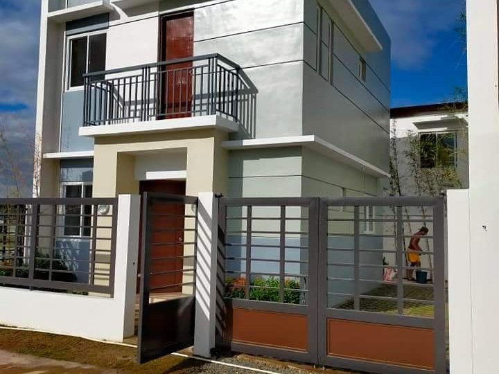 Elegant house and lot