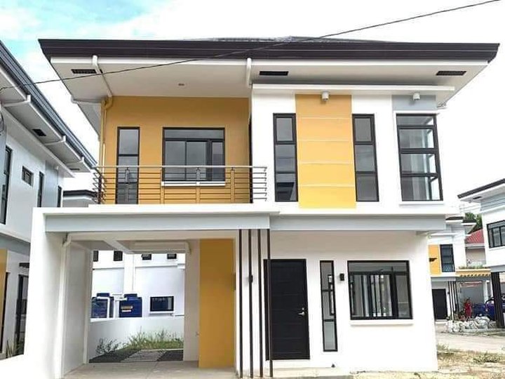 3-bedroom Single Detached House For Sale in Minglanilla Cebu