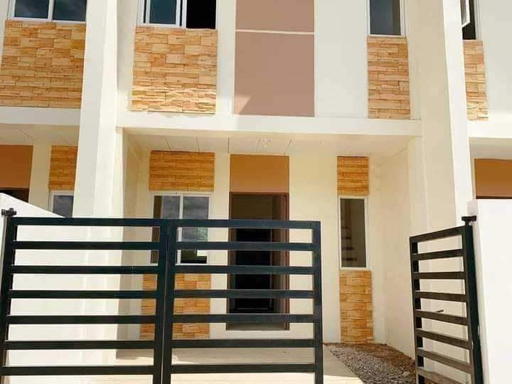 Provision for 2-3 Bedroom Townhouse For Sale in Padre Garcia, Batangas