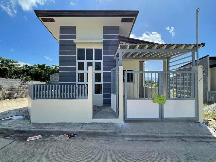 3BR House For Sale in Lipa Batangas near Tambo Startoll Exit