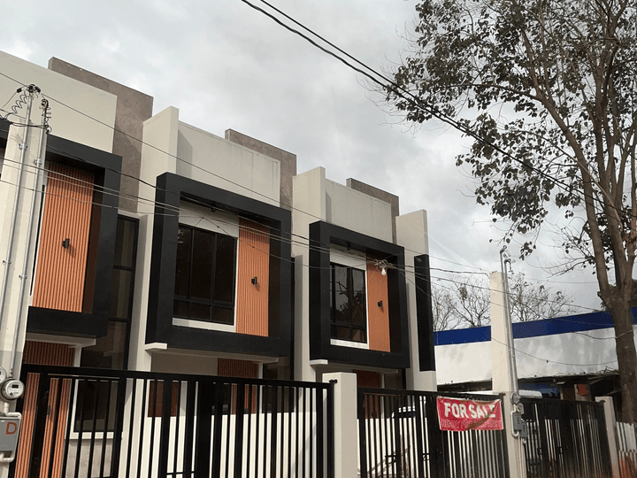 House and Lot with Car Parking and 2-3 bedroom