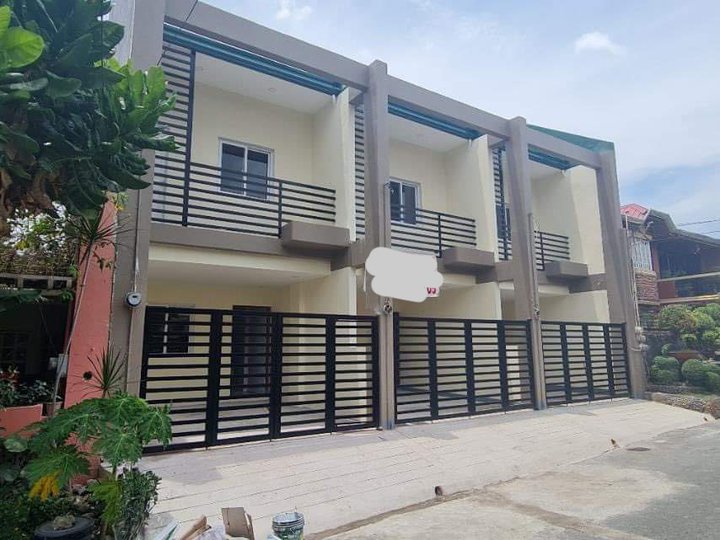 Triplex , 3 bedroom, 3 toilet and bath