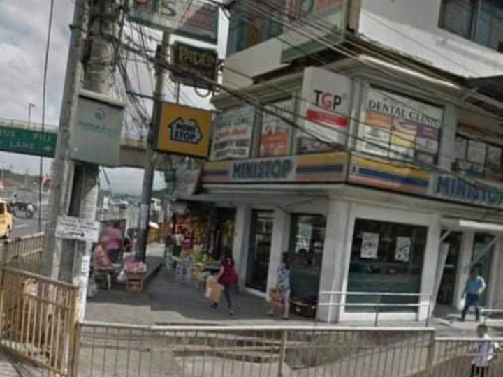 QC Highly Commercial Bldg. For Sale!