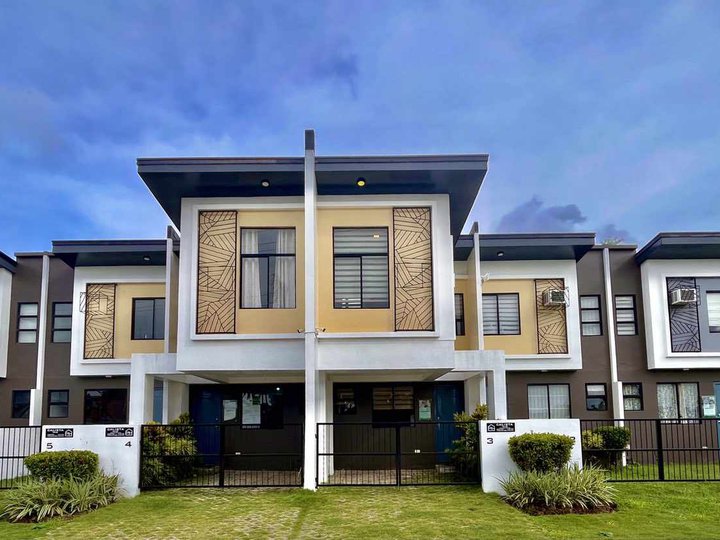 2 Bedroom RFO Fully Finished Townhouse