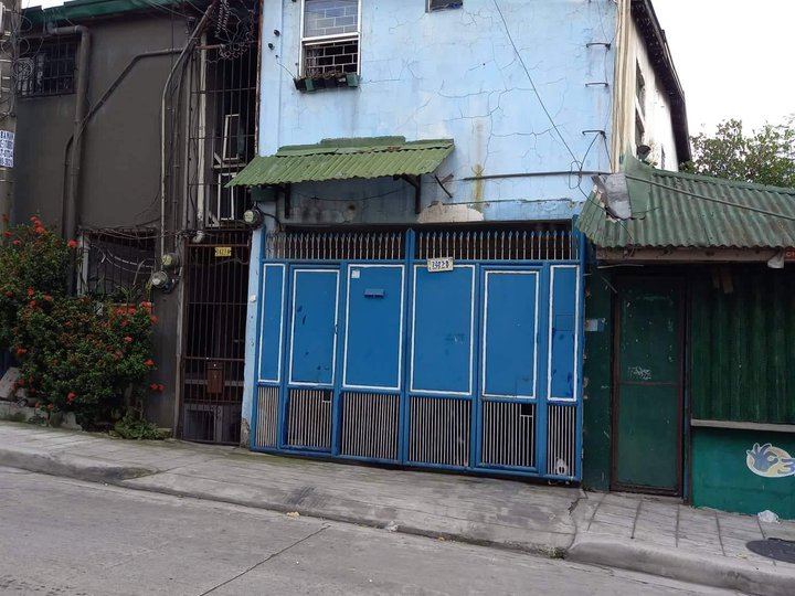 78 sqm. lot with old house in Guadalupe Viejo, Makati City