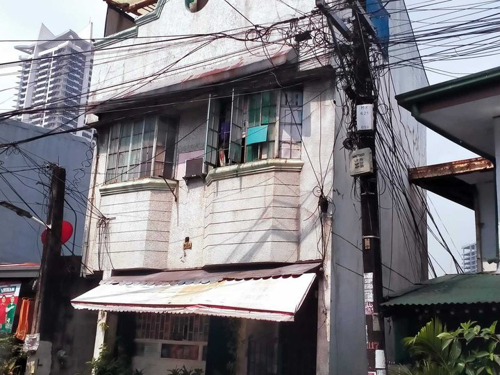 4-Storey Residential Building with 4 Bedrooms & 4 Bathrooms in Makati