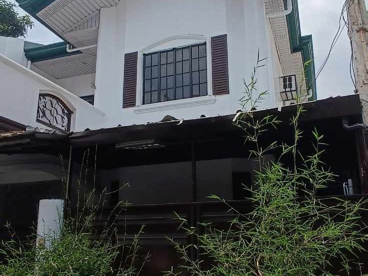 4bedroom Well-maintained House and Lot For sale in Greenwoods Cainta