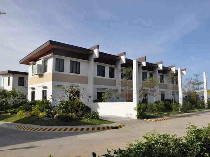 2BR IDESIA Townhouse in Dasmariñas,Cavite