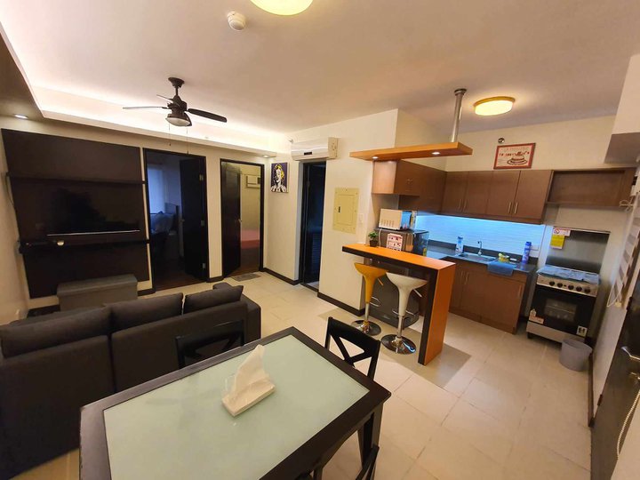 50.00 sqm 2-bedroom Condo For Rent in Alabang Muntinlupa Metro Manila