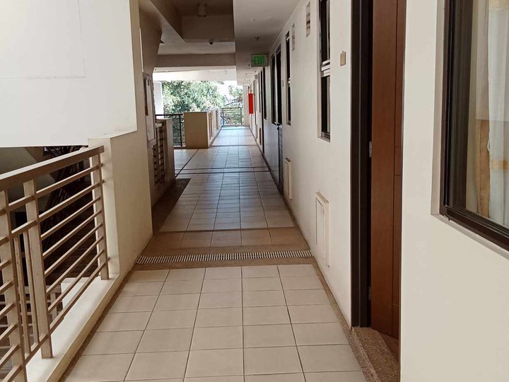 53.50 sqm 2 bedroom Condo with parking For Sale